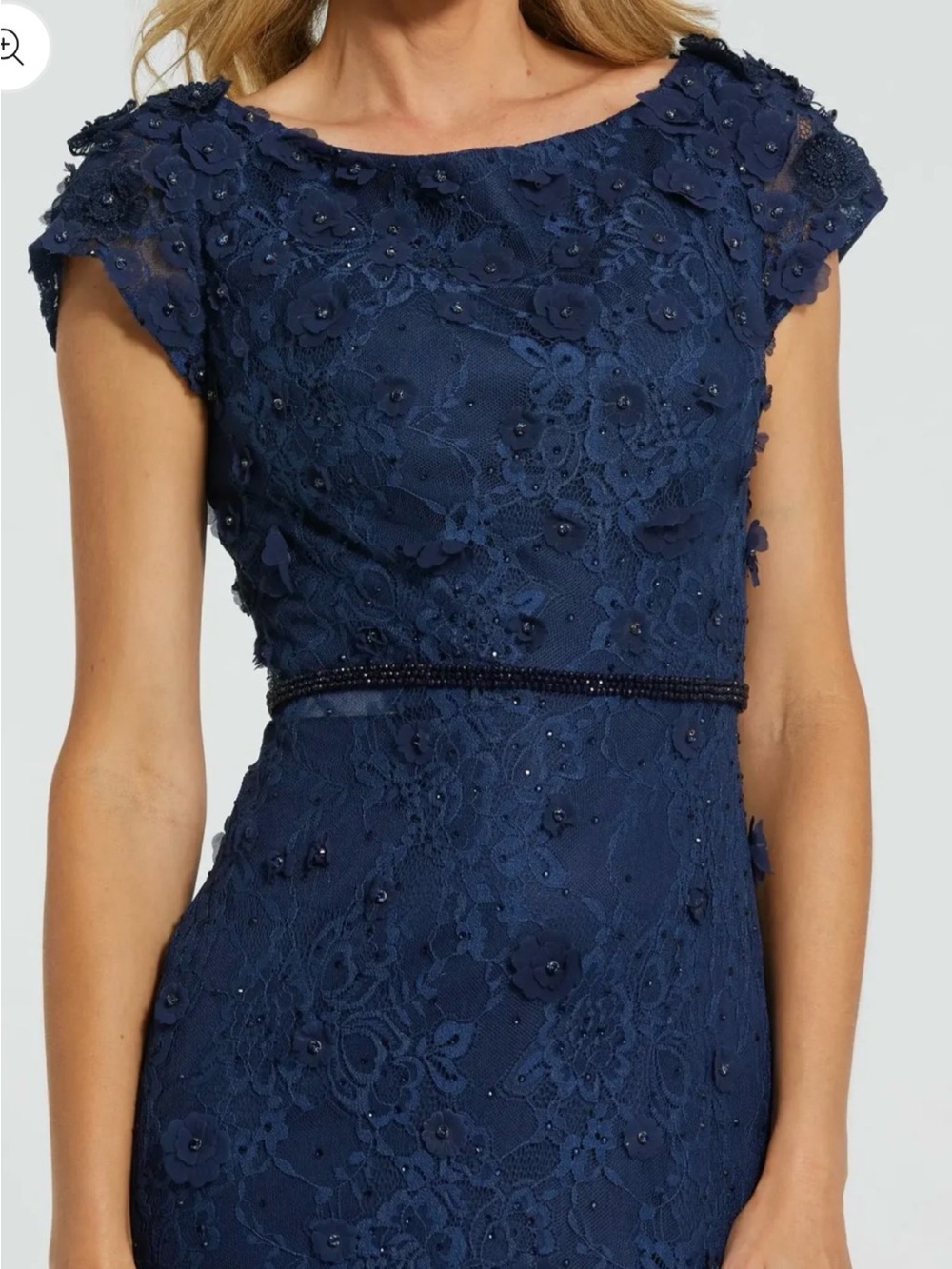 Mac Duggal Navy Embellished Floral Lace Cap-Sleeve Gown - Picture 2 of 13